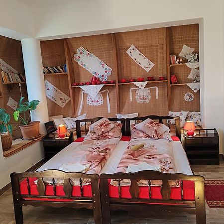 Gedeon Tanya Panzio Guest House Jakabszállás Екстериор снимка
